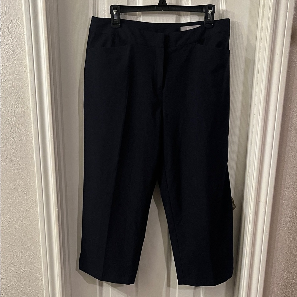 CALLOWAY GOLF CAPRI PANTS SIZE 10